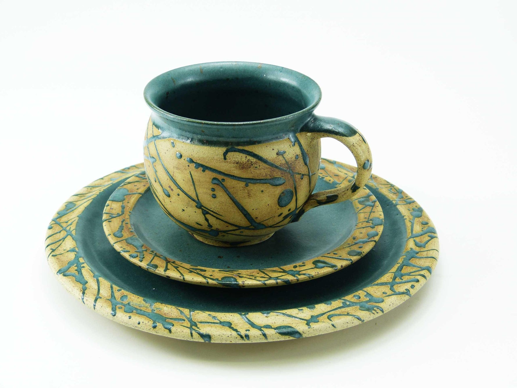 Gedeckset Keramik grün gesprenkelt